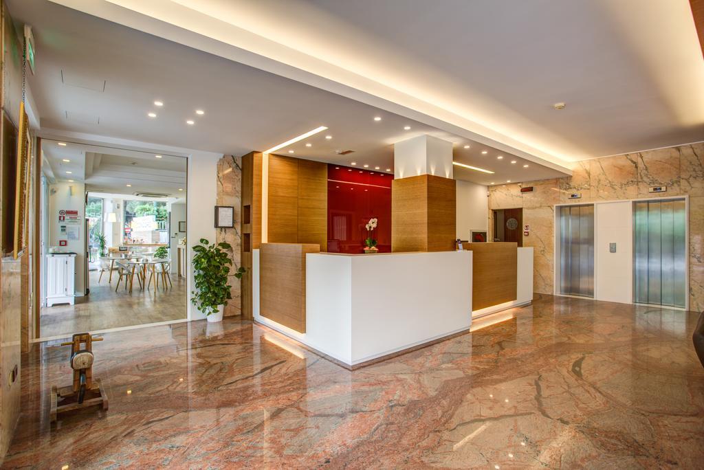 Hotel Concord リッチョーネ エクステリア 写真